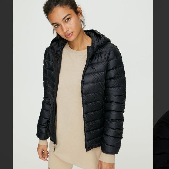 Aritzia Jackets & Blazers - Aritzia Tna Botanie Puffer Puff Jacket Coat Black